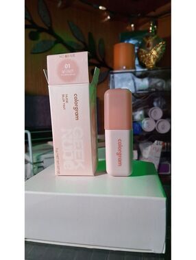 Colorgram Nude Blur Tint – Shade 01 Salmon Beige